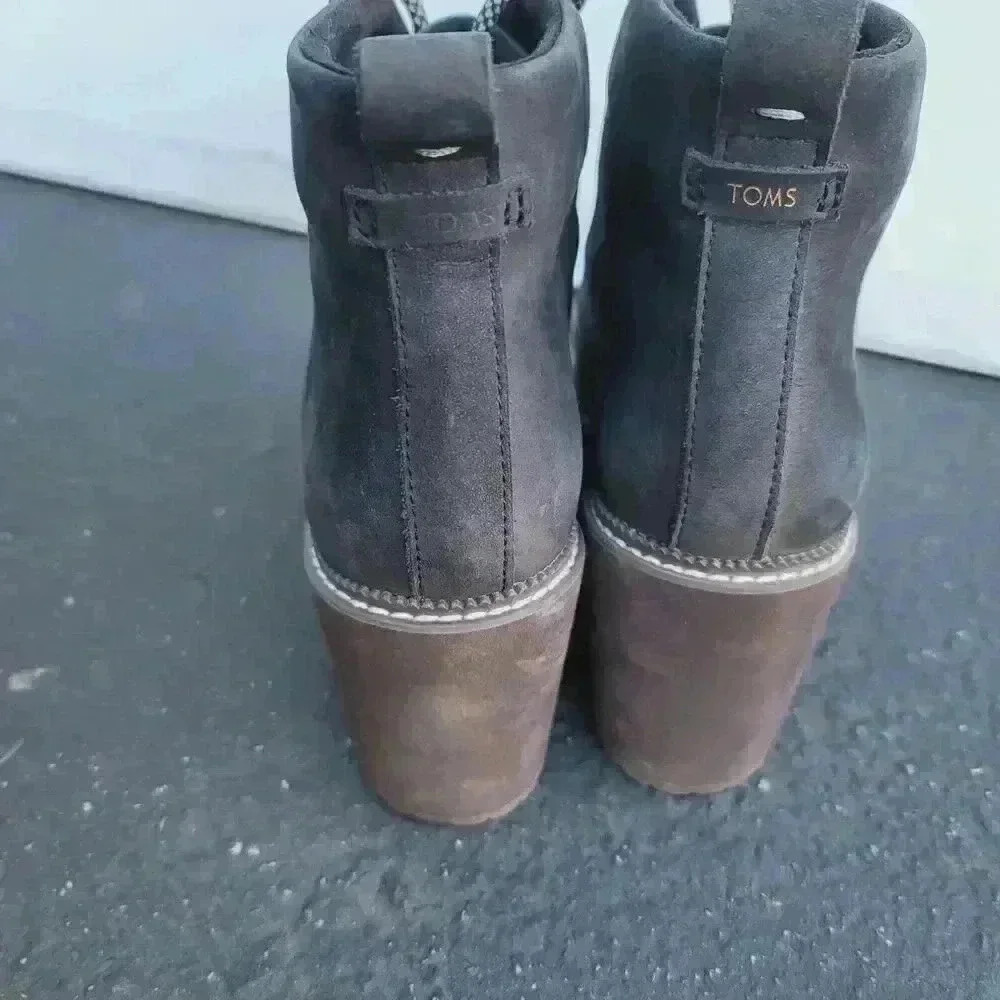 TOMS Womens Melrose Black Lace Up Nubuck Ankle Wedge Boots Size 8-1/2 - Picture 3 of 9